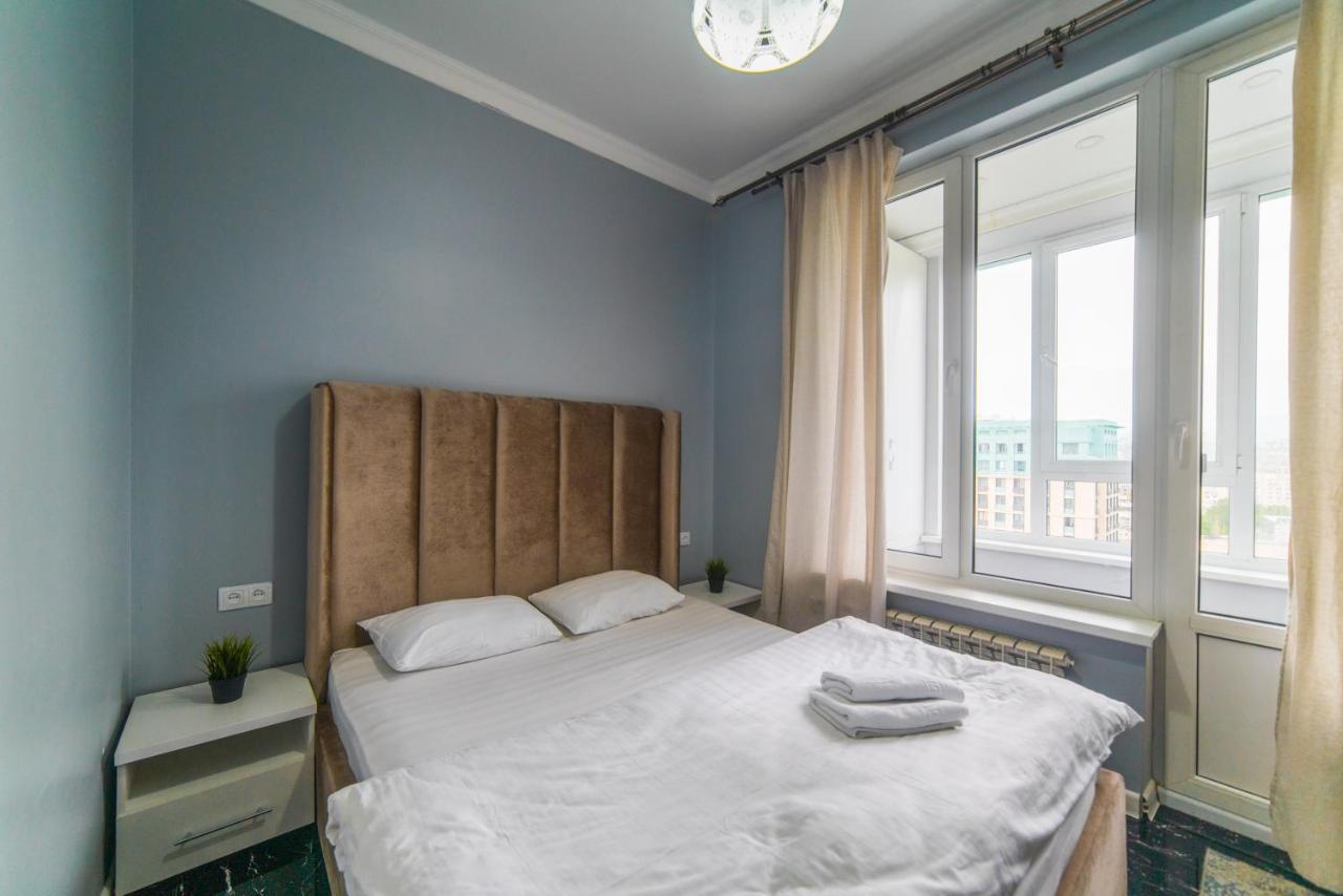 Manica Gagarin Park Apartamento Almaty Exterior foto